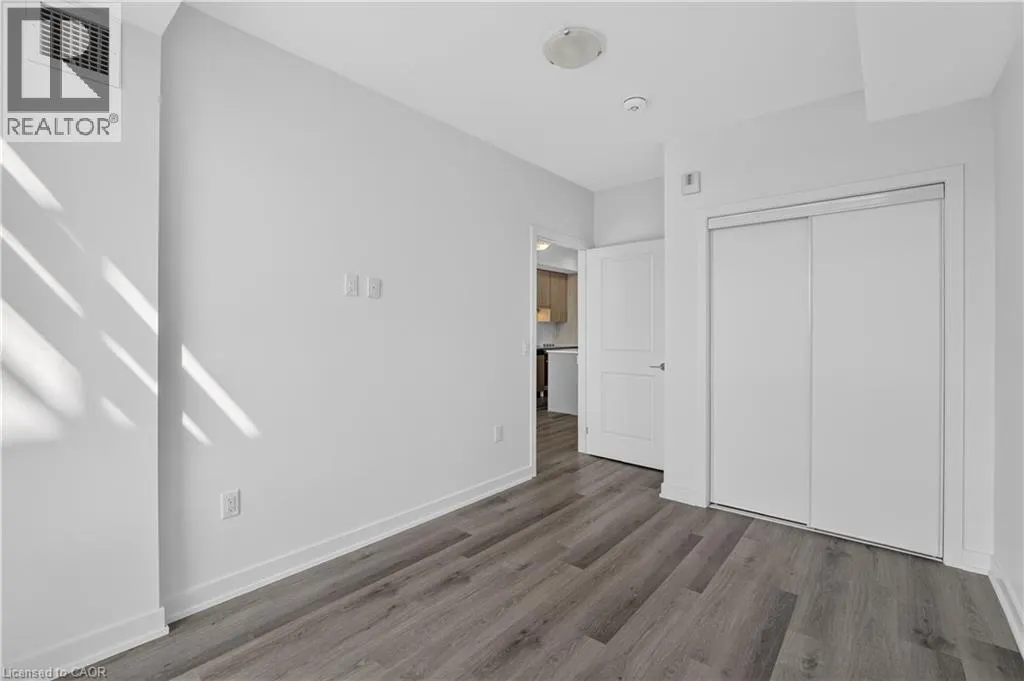 461 GREEN Road Unit# 427 #427