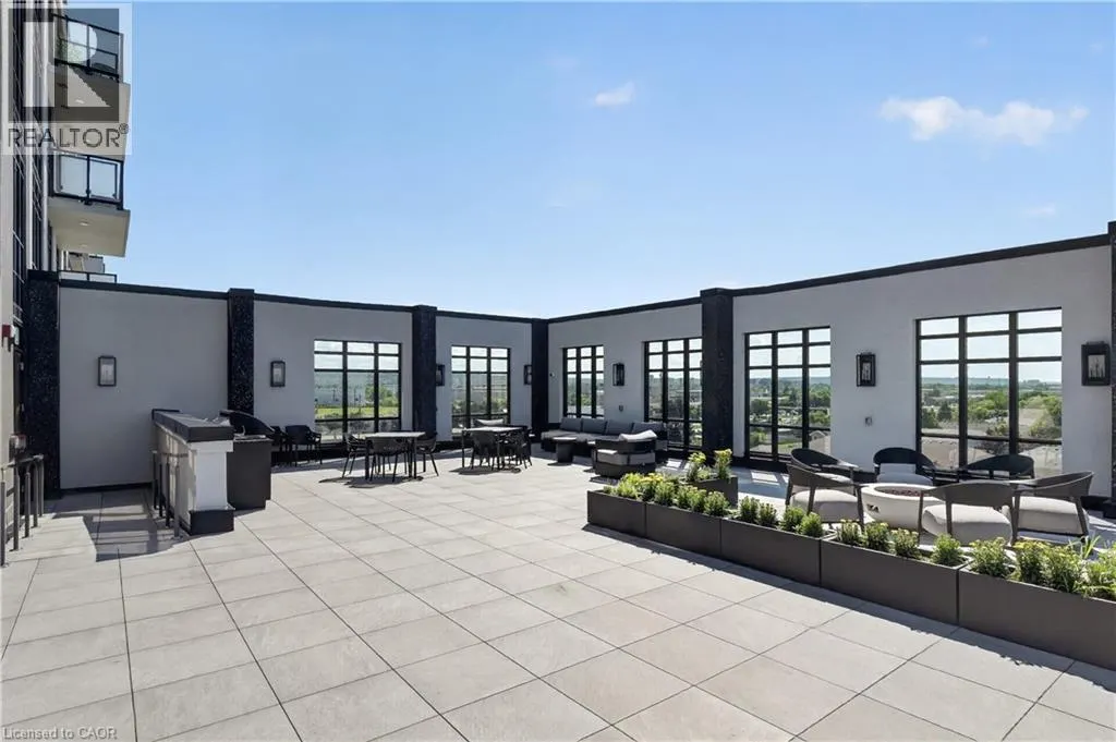 461 GREEN Road Unit# 427 #427