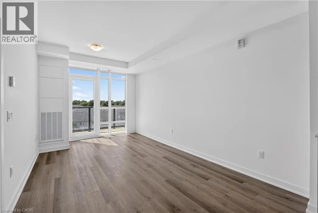 461 GREEN Road Unit# 427 #427