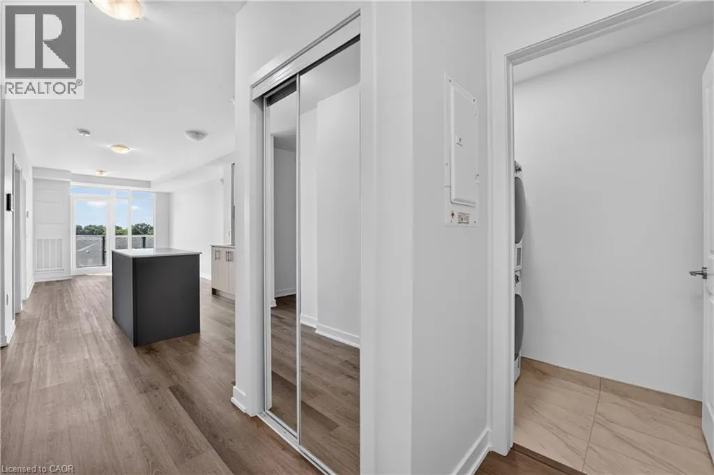 461 GREEN Road Unit# 427 #427