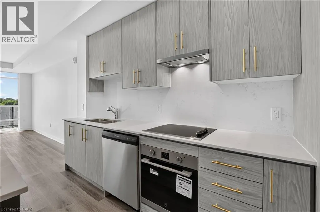 461 GREEN Road Unit# 427 #427