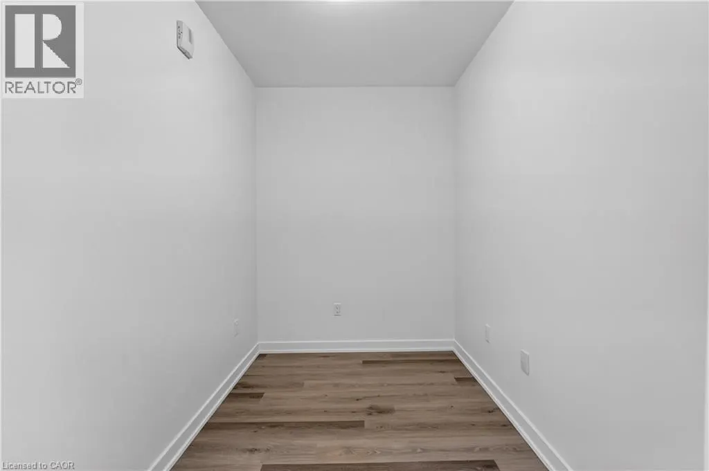 461 GREEN Road Unit# 427 #427