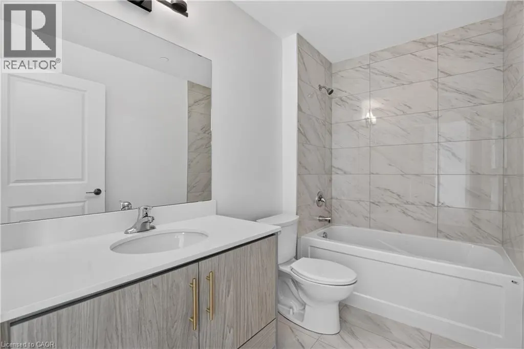 461 GREEN Road Unit# 427 #427