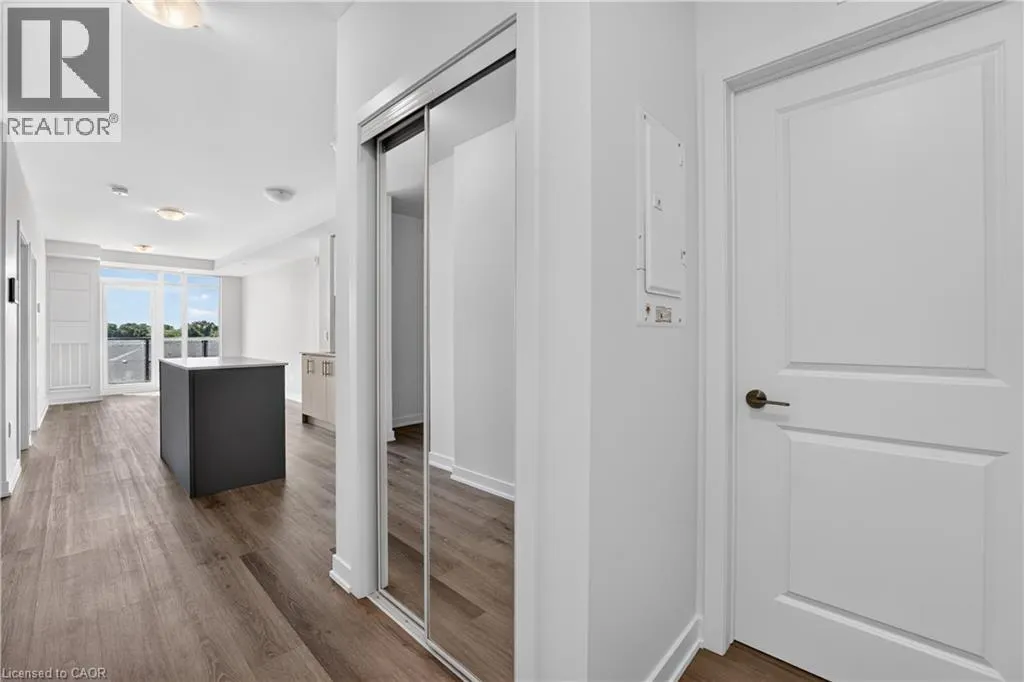 461 GREEN Road Unit# 427 #427