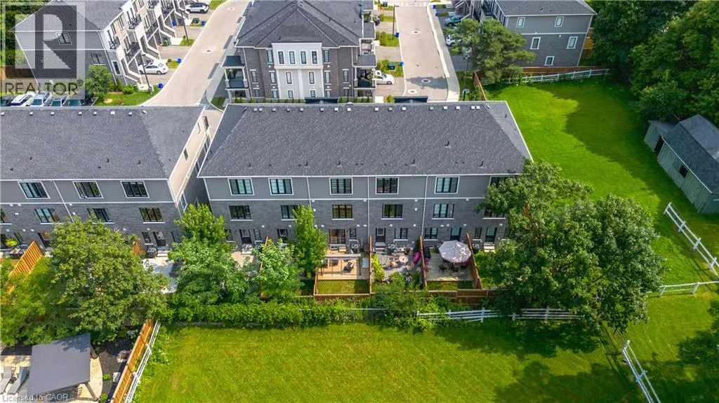 383 DUNDAS Street E Unit# 4 #4