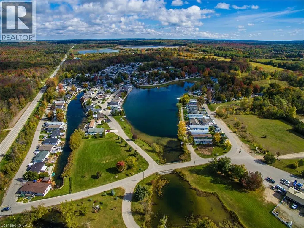 21 TRILLIUM BEACH Drive