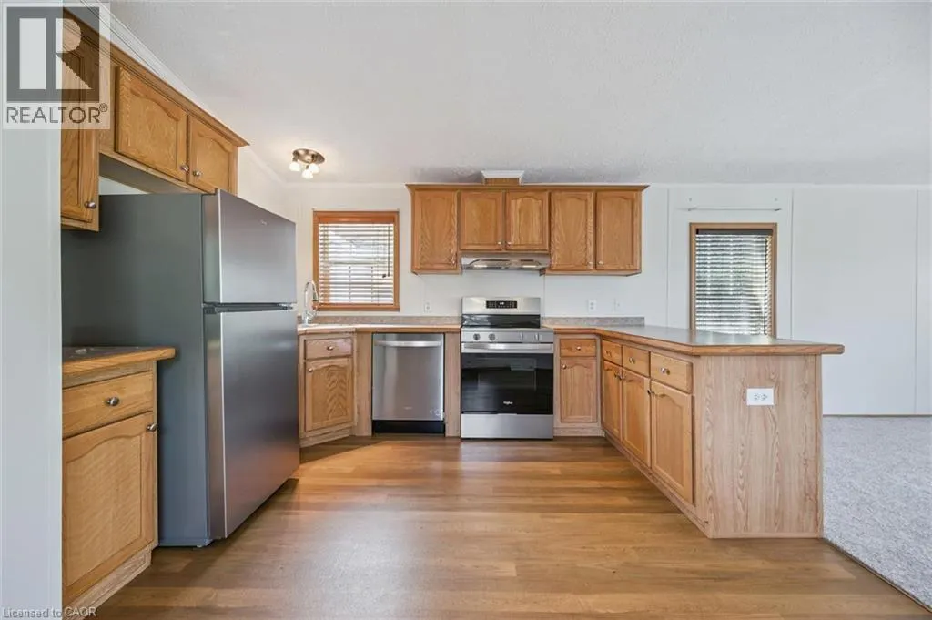 21 TRILLIUM BEACH Drive