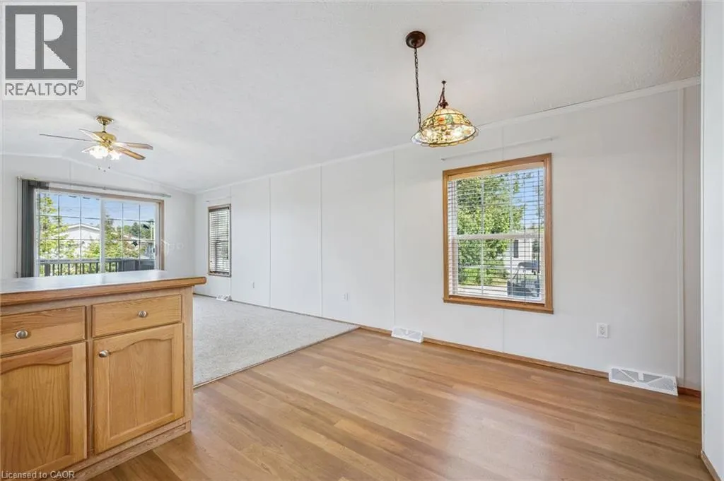 21 TRILLIUM BEACH Drive