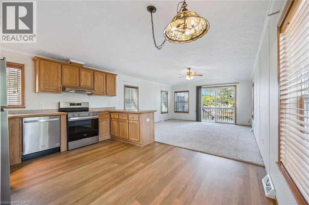 21 TRILLIUM BEACH Drive
