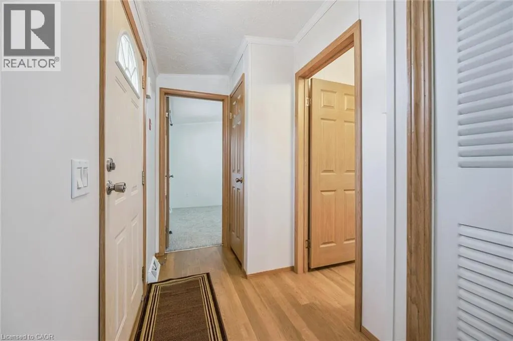 21 TRILLIUM BEACH Drive