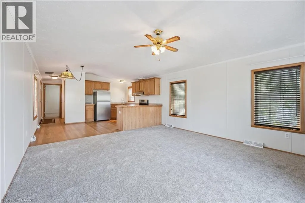 21 TRILLIUM BEACH Drive