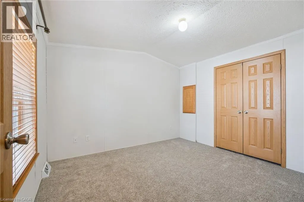 21 TRILLIUM BEACH Drive