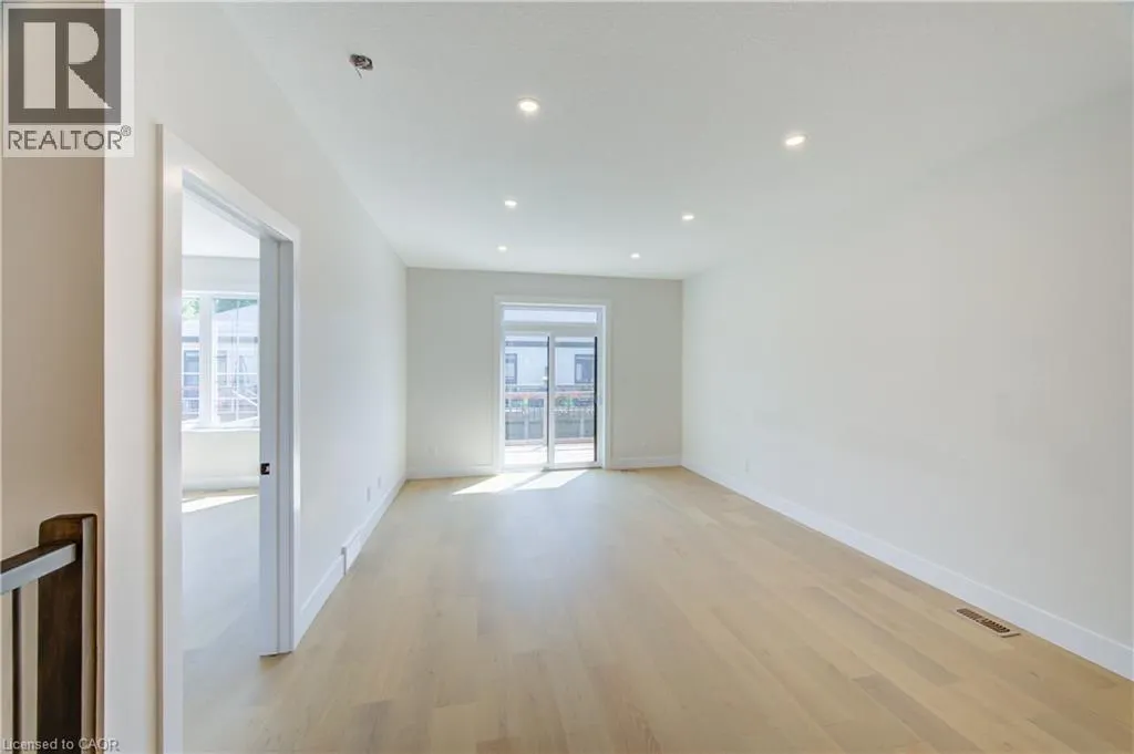 5 SOUTH Court W