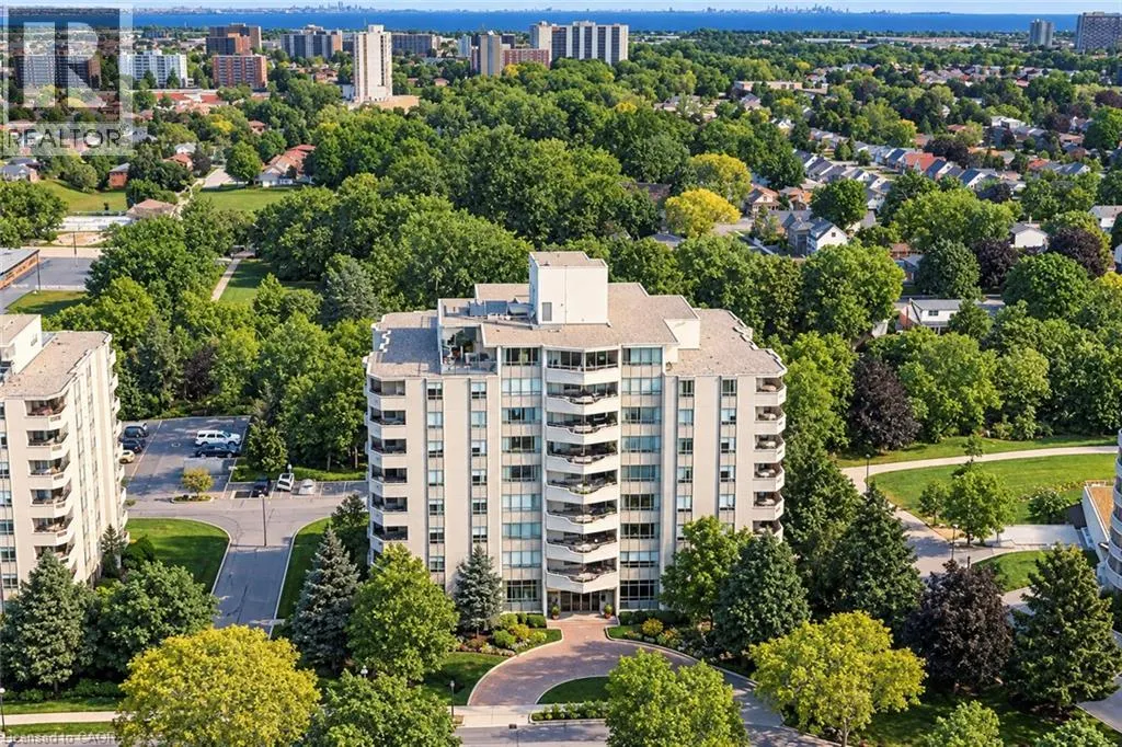 8 VILLAGE GREEN Boulevard Unit# 507 #507