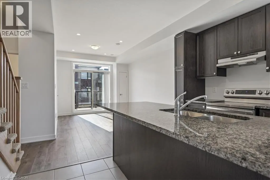 590 NORTH SERVICE Road Unit# 31 #31