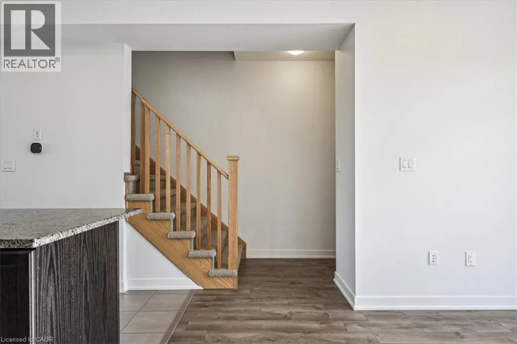 590 NORTH SERVICE Road Unit# 31 #31