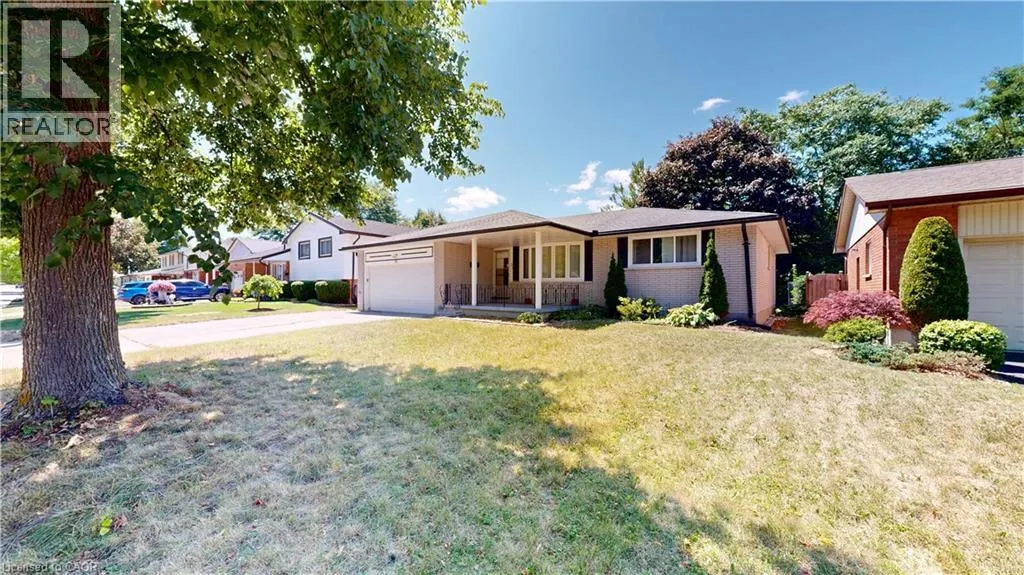 31 APPLEWOOD Lane