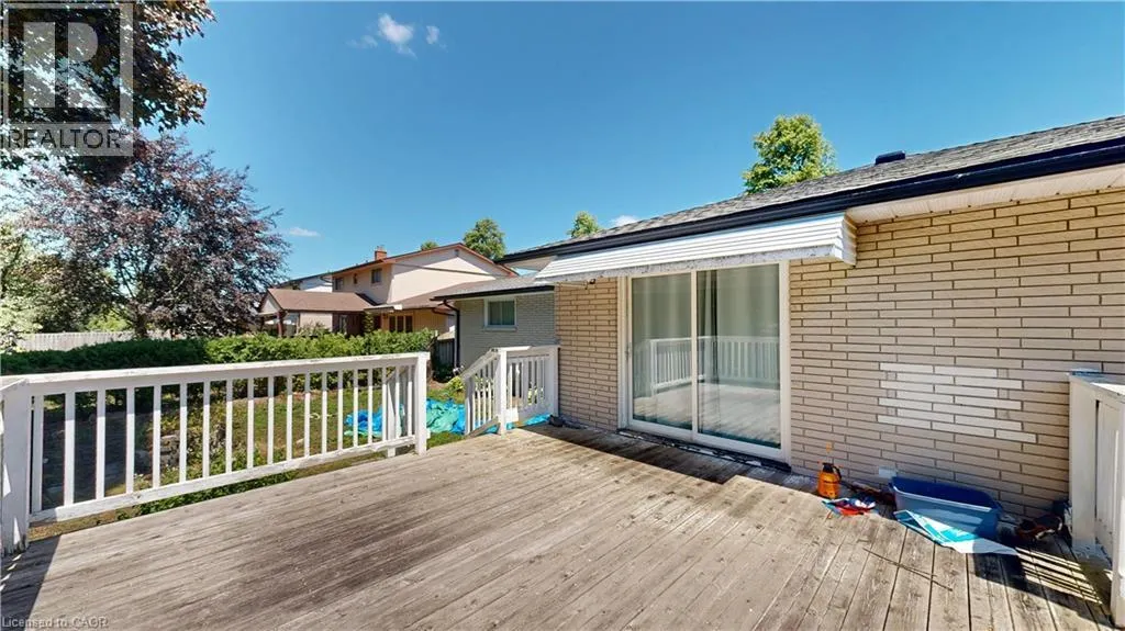 31 APPLEWOOD Lane