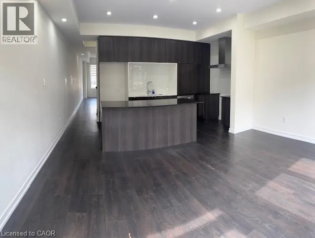 166 SQUIRE Crescent