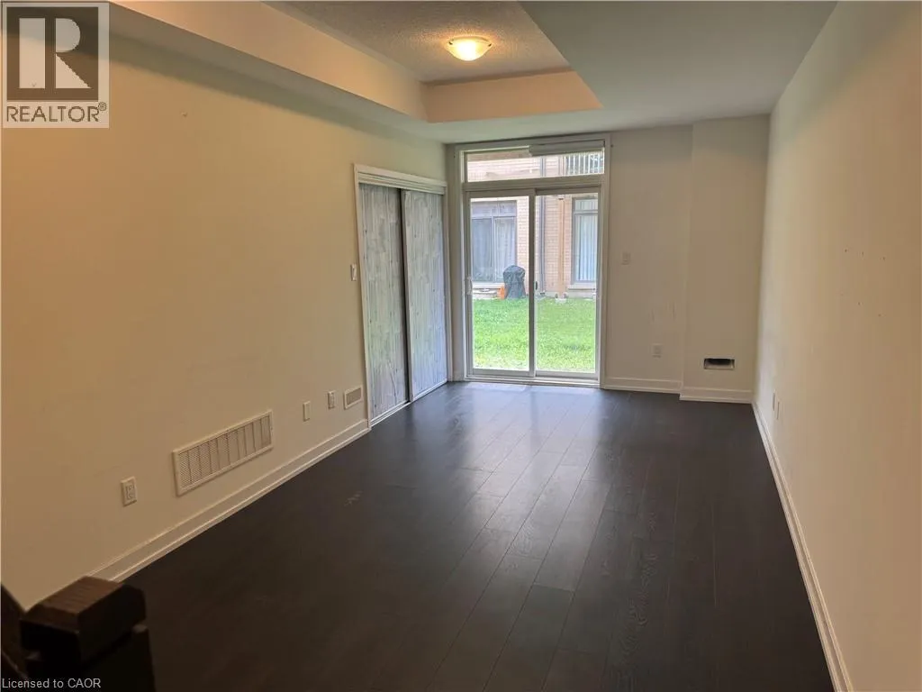 166 SQUIRE Crescent