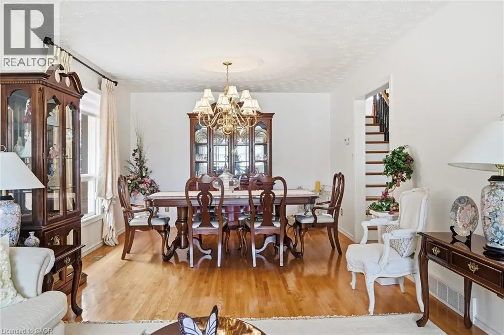 83 OAKRIDGE Drive