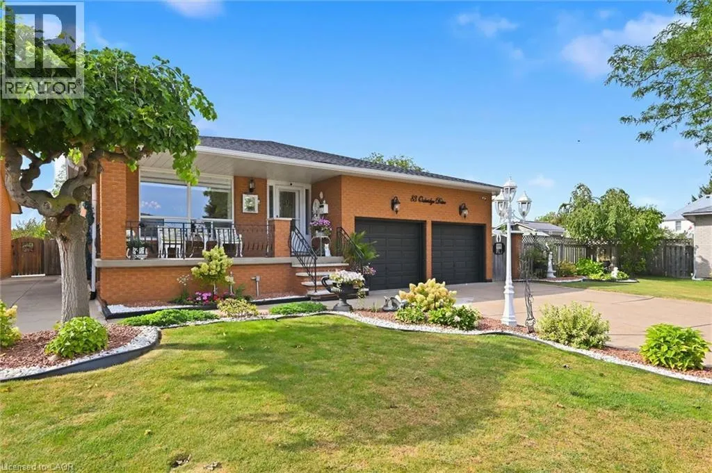 83 OAKRIDGE Drive