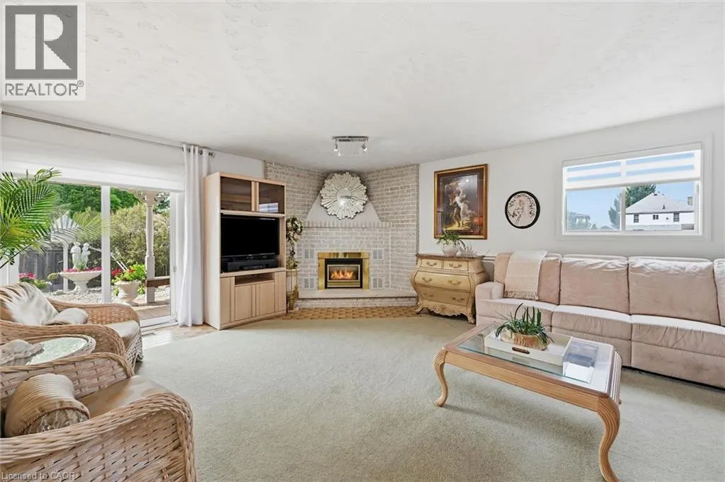 83 OAKRIDGE Drive