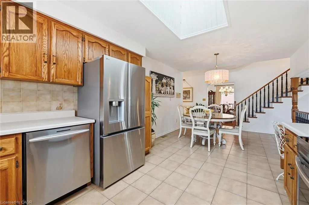 83 OAKRIDGE Drive