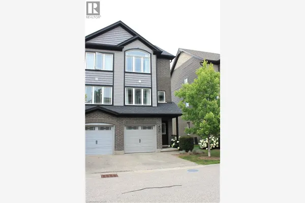 12 POPLAR Drive Unit# 21
