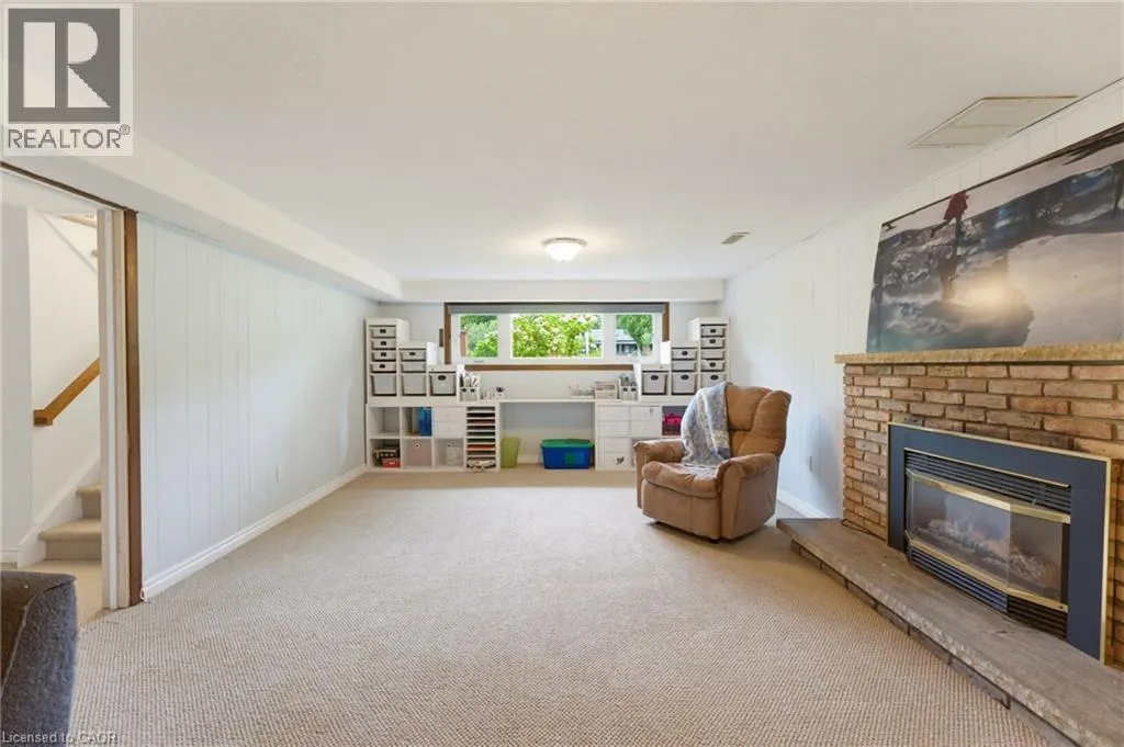 200 LYNDEN Road