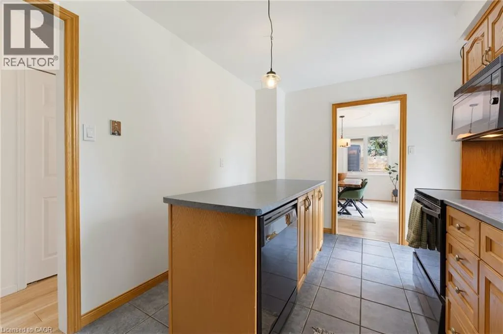 200 LYNDEN Road