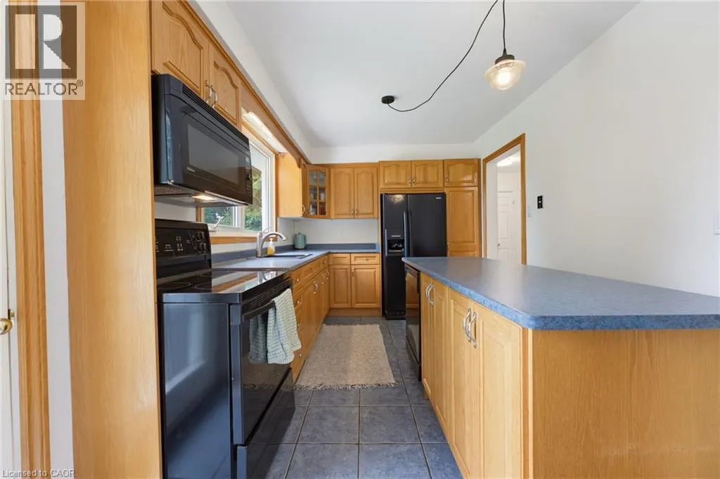 200 LYNDEN Road