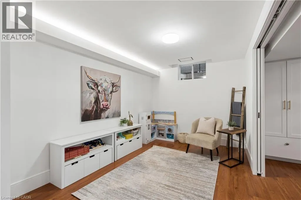 168 HAMPSON Crescent