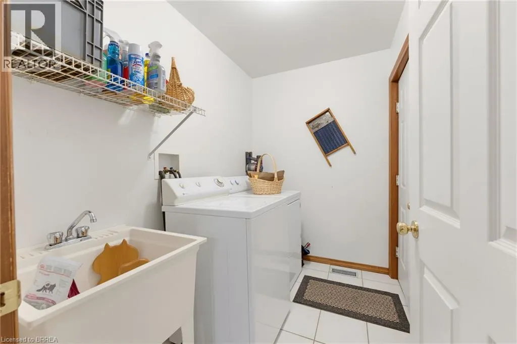 60 WHITLAW Way Unit# 10 #10