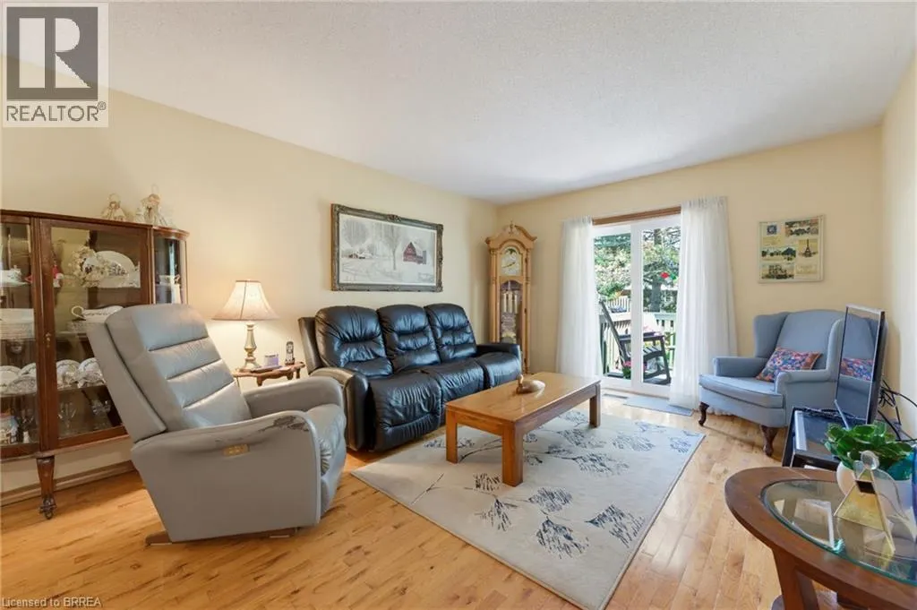60 WHITLAW Way Unit# 10 #10