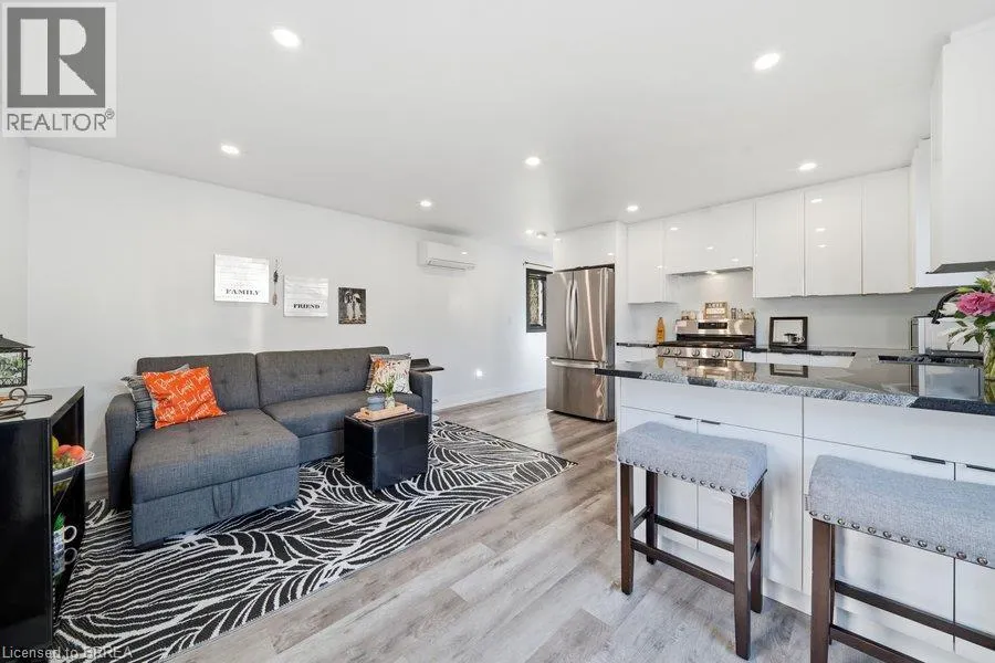 99 FOURTH CONCESSION Road Unit# 4 #4