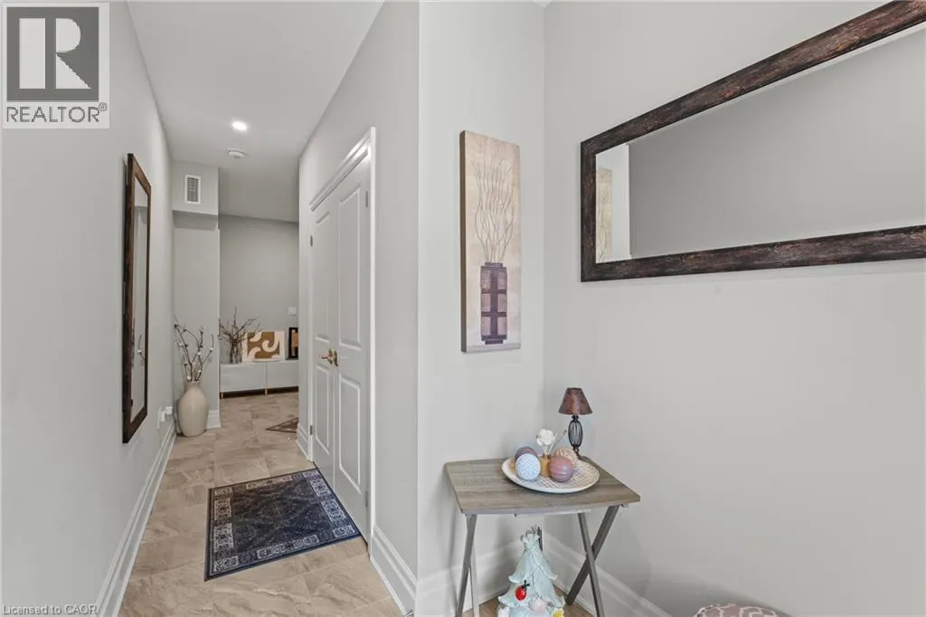 8 ST. ANDREWS Lane S