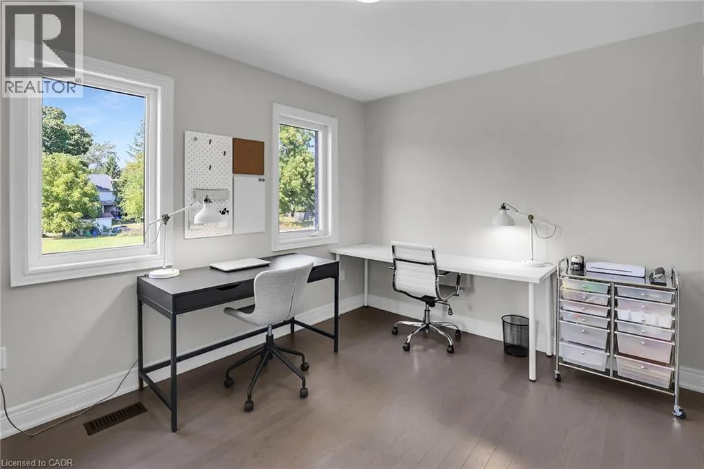 3608 CAROLINIA Court