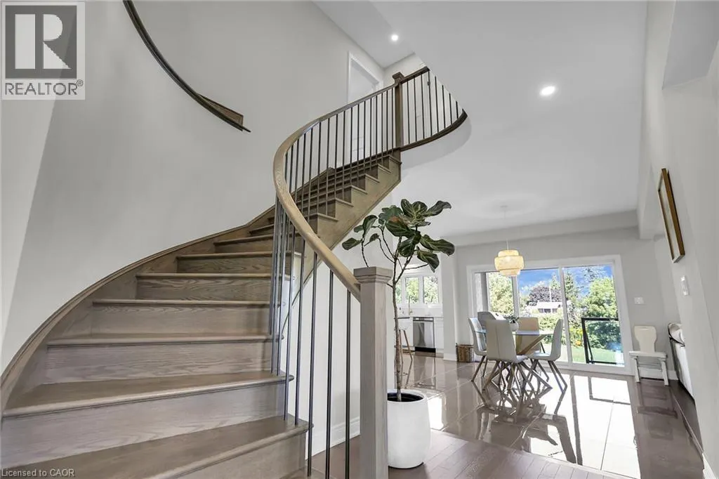 3608 CAROLINIA Court