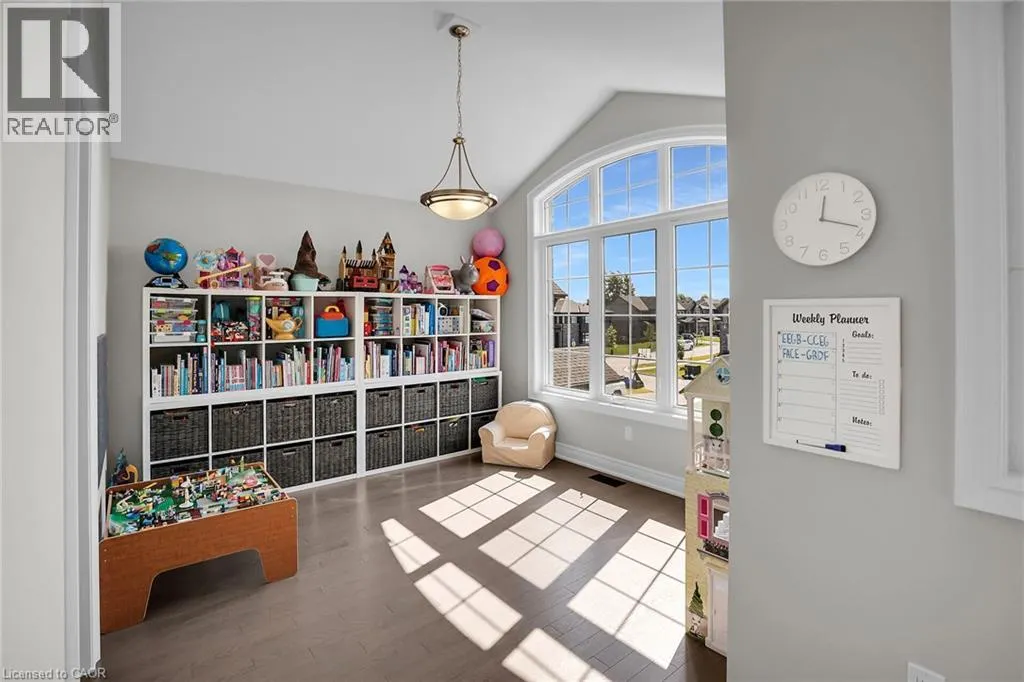 3608 CAROLINIA Court