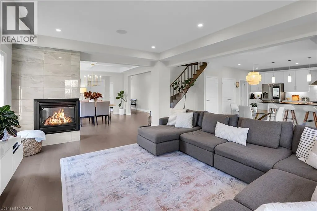 3608 CAROLINIA Court