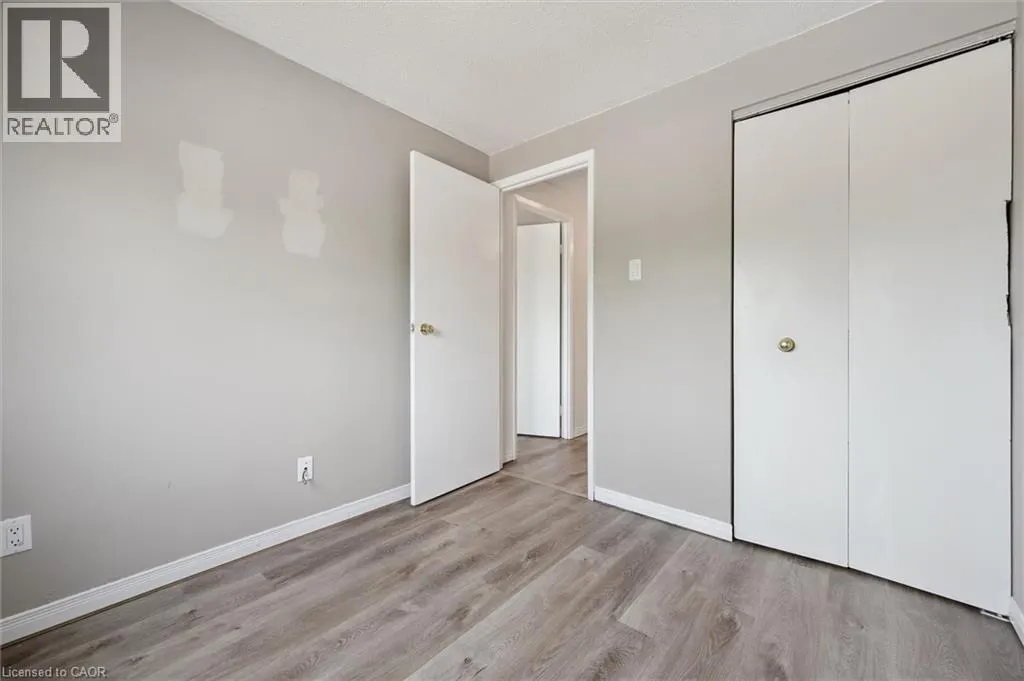 750 ERINBROOK Drive Unit# 2 #2