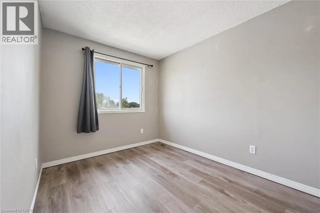 750 ERINBROOK Drive Unit# 2 #2