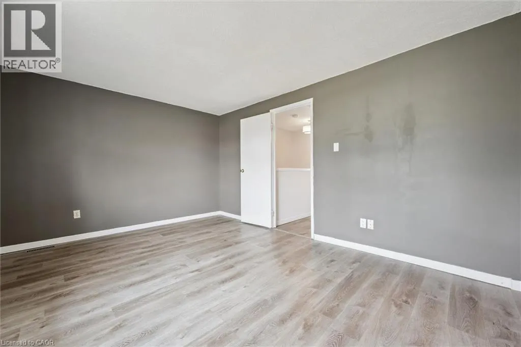 750 ERINBROOK Drive Unit# 2 #2