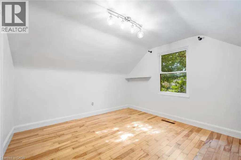 7 WASHINGTON Avenue