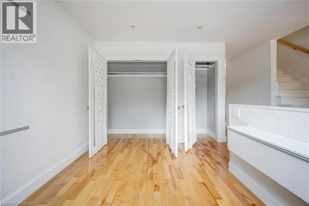 7 WASHINGTON Avenue