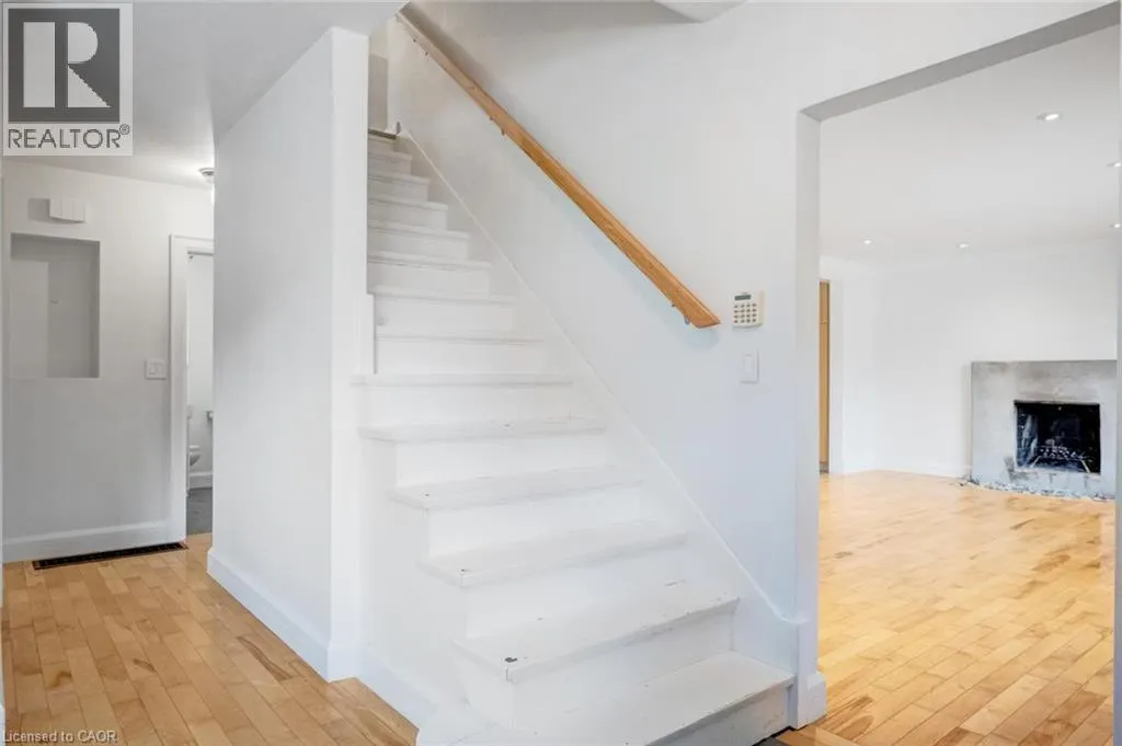 7 WASHINGTON Avenue