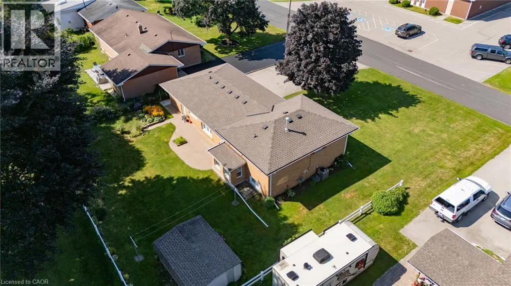 12 GLENDALE Crescent