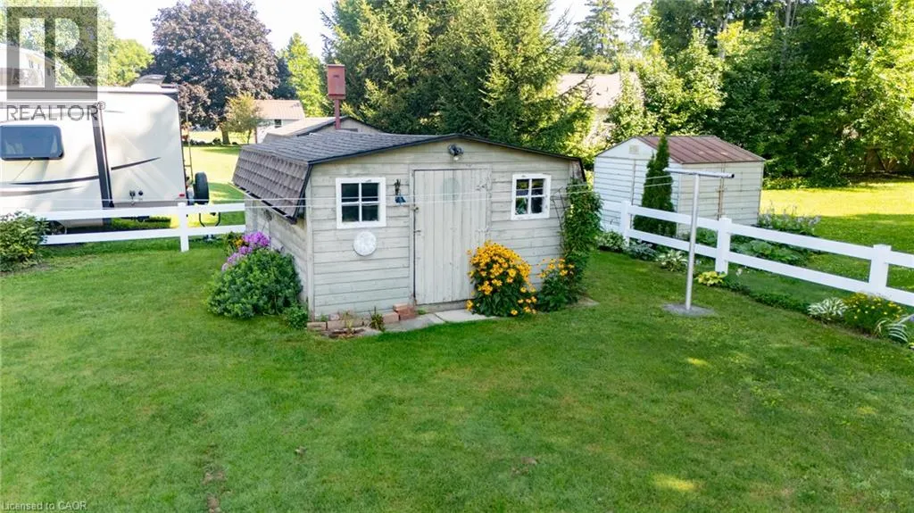 12 GLENDALE Crescent