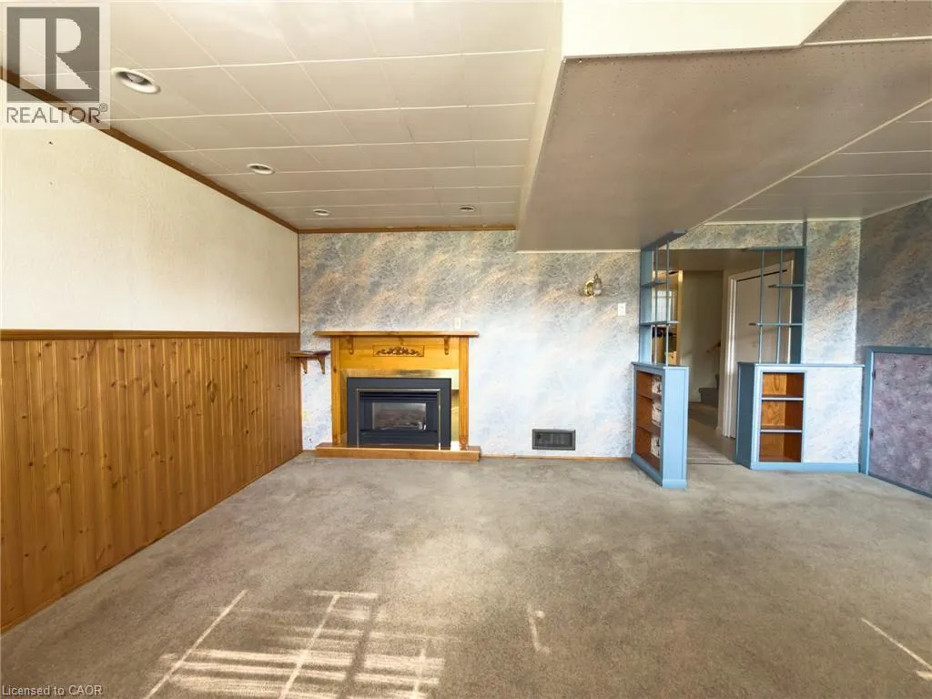 12 GLENDALE Crescent